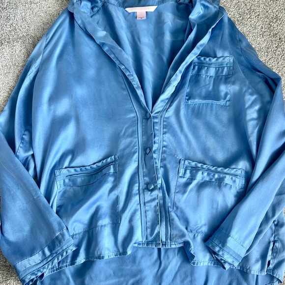 Victoria's Secret Women's Blue Matching Pajama Set Medium - Picture 2 of 5